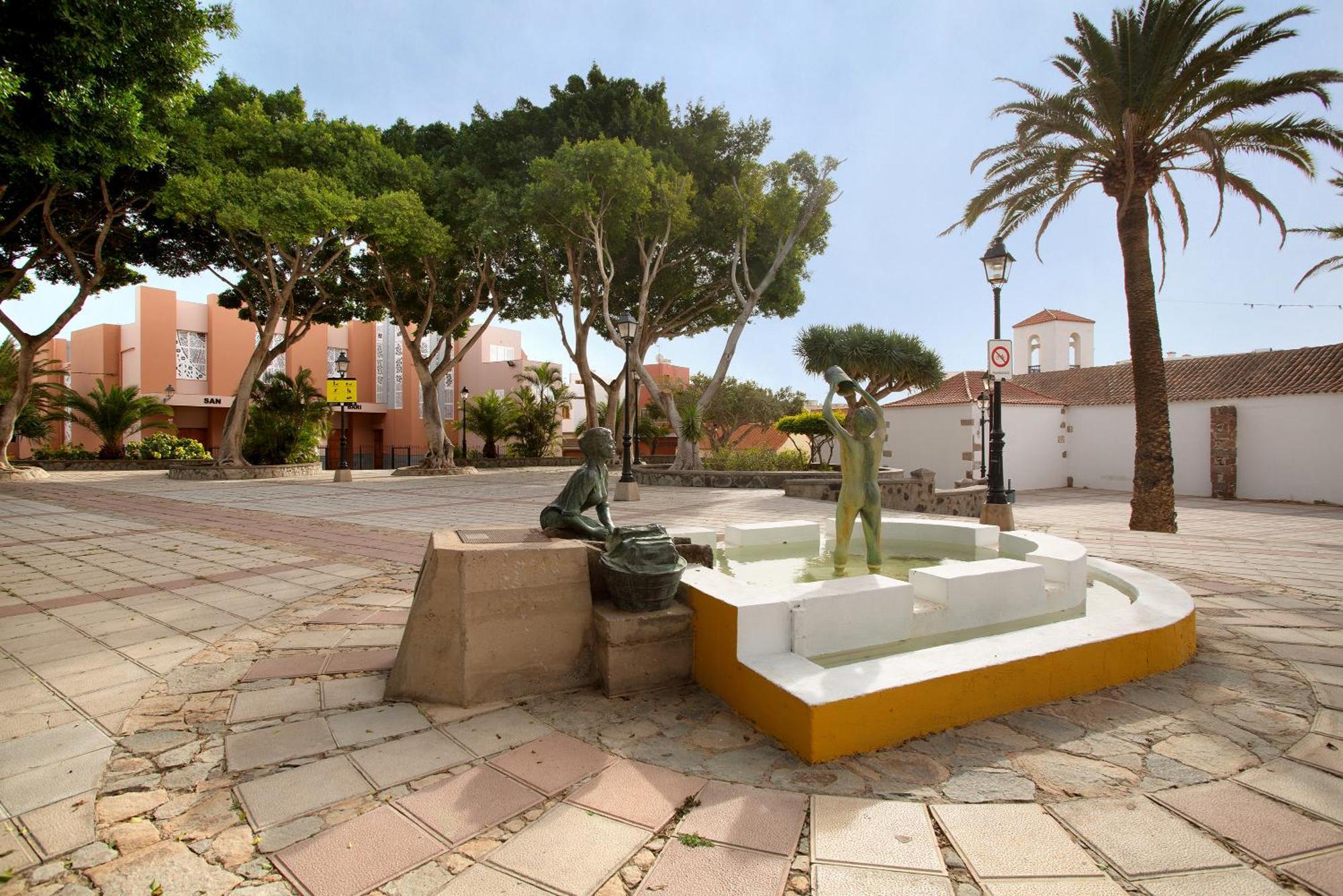 Casa Plaza San Nicolas De Bari Sardina المظهر الخارجي الصورة